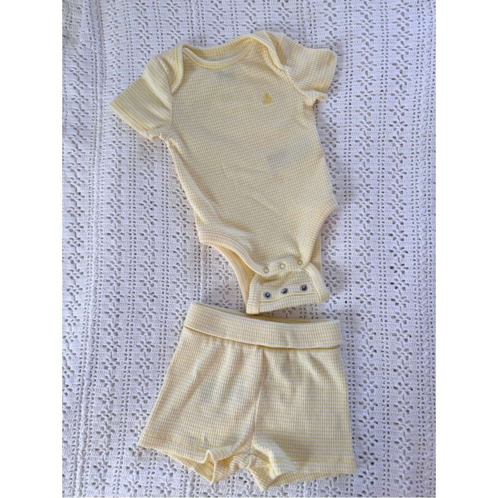 Baby GAP Grow With Me Yellow & White Stripe Shorts Outfit 3-6 Months Boy Girl